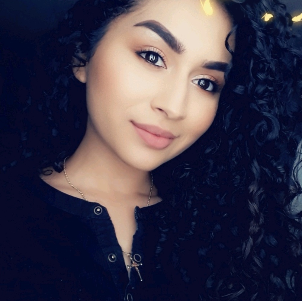Meet your Posher, Jasmine